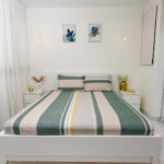 VAA Bedsheet for Double Bed Combo Polycotton with 4 Pillow Covers - Image 4